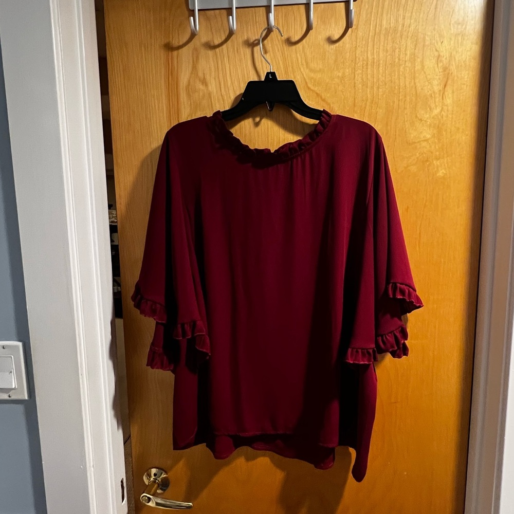 Boohoo Ruffled Blouse - Picture 2 of 4